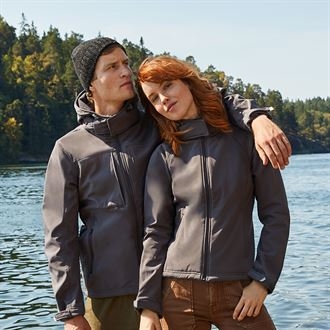 B&C Hooded Softshell Men's Jacket - Image 3