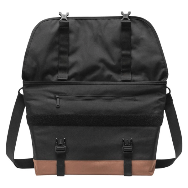 Herschel Cove Recycled Messenger Bag 22.5L - Image 3